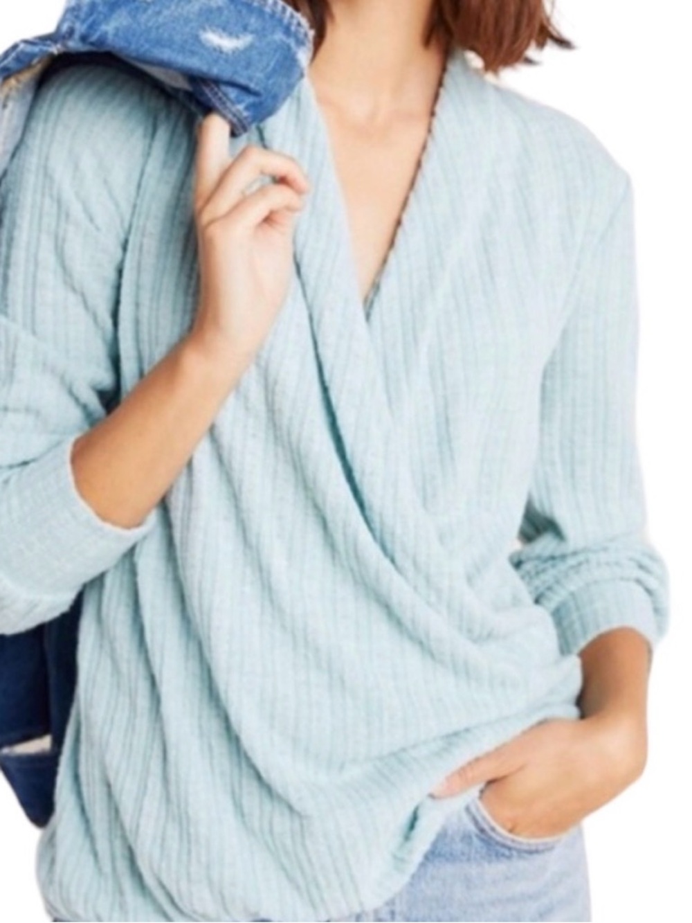 Maeve Anthropologie Rafela Hacci Faux Wrap Surplice Mint
Green top size large